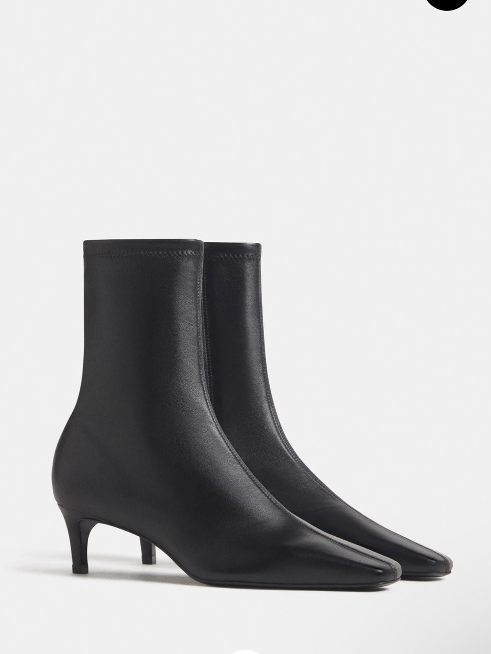Reformation Remy Stretch Ankle Boot Black - Size 8